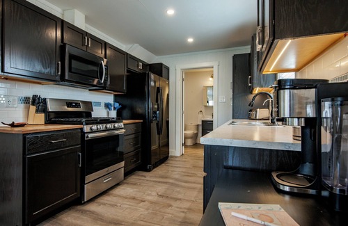 Boutiliers Point Cottage | Wilson's Coastal Club - C8n