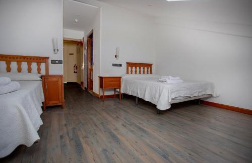 Sahagun House | Winahost Hostal del Camino II