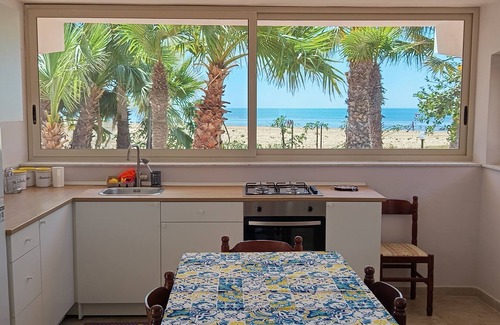 Porto Empedocle House | Window to the Sea