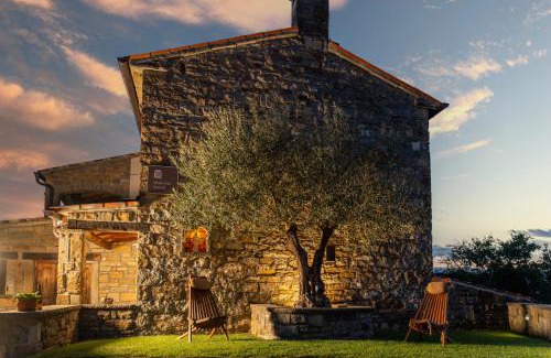 Gracisce House | Wine House Rakar