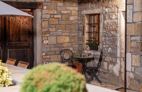 Gracisce House | Wine House Rakar
