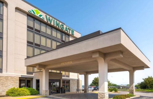 Airport Township Hotel | Wingate by Wyndham St Louis Airport