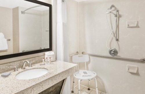 Wilmington Hotel | Wingate by Wyndham Wilmington