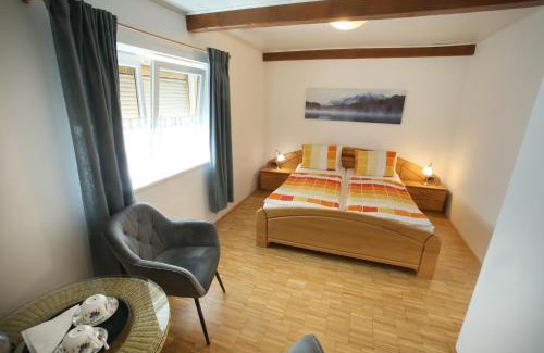 Eisenstadt House | Winzerzimmer - Weingut Tinhof