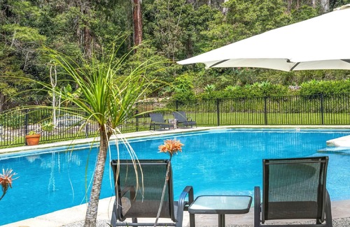 Macmasters Beach Cabin | Wirreanda Retreat - Acreage by HolidayCo.