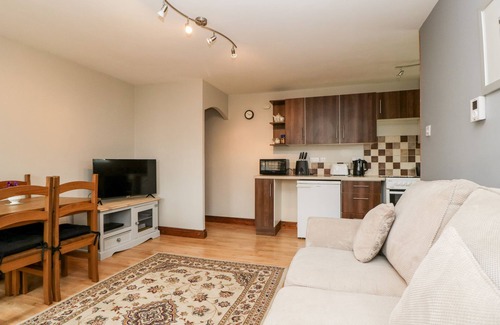 Highbridge Cottage | Wisteria Chalet