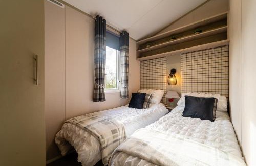 Fence House | Wiswell View Lodge: Pendle View Holiday Park