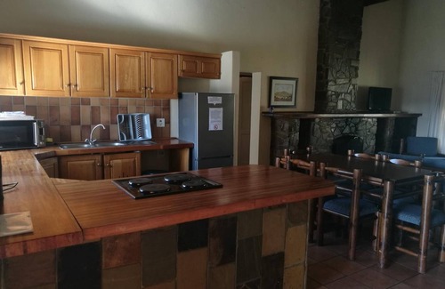 Cathkin Park Cabin | Wits End Mountain Resort