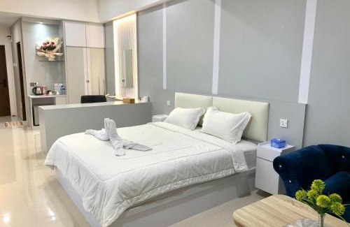 Lubuk Baja Apartment | Wiwi Formosa Residence -Deluxe Studio-Balcony-Netflix