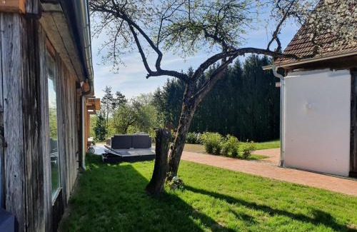 Sankt Margarethen an der Raab Apartment | Wohlfühloase am Trausdorfberg mit Sauna, Whirlpool und Panorama