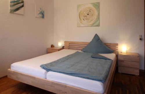 Albaching Apartment | Wohnen und Kunst in Albaching