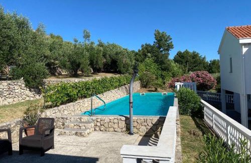 Razanac Apartment | Wohnung für 22 Personen mit Aussicht