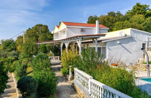 Razanac Apartment | Wohnung für 22 Personen mit Aussicht