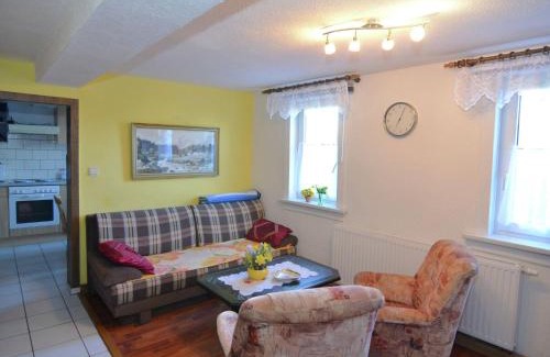 Neustadt am Rennsteig Apartment | Wohnung in Neustadt nahe Skilift & Loipen