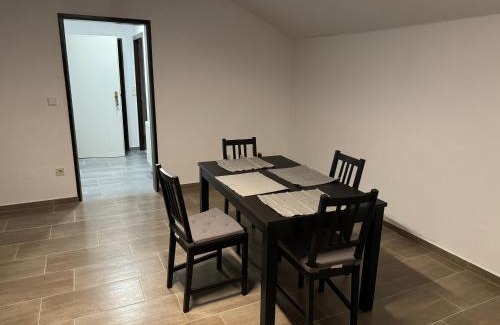 Werne Apartment | Wohnung mit Küche, Fernseher, WLAN und Parkplatz - Brian