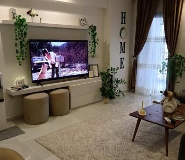 Nasr City Apartment | Women only, Master Room in Compound one kattameya سيدات فقط