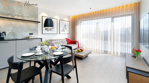 Bierutowice Apartment | Wonder Home - Orlik Residence - Apartamenty z widokiem na Śnieżkę, blisko wyciągów, Ski Arena i Kościółka Wang