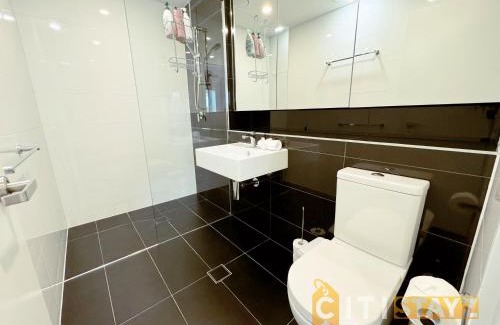 Phillip Apartment | Wonder in Woden - 2 bd 2bth Apt
