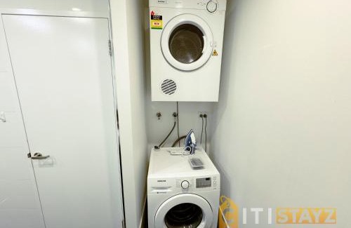 Phillip Apartment | Wonder in Woden - 2 bd 2bth Apt