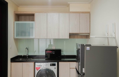 Cikini Apartment | Wonderful 2BR Menteng Park Apartment with Private Lift