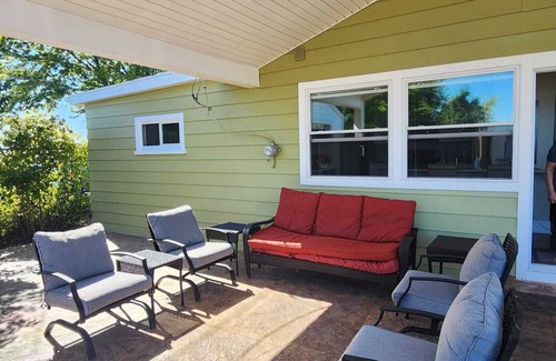 Gypsum House | Wonderful 3-bedroom house in Catawba Island with great views.