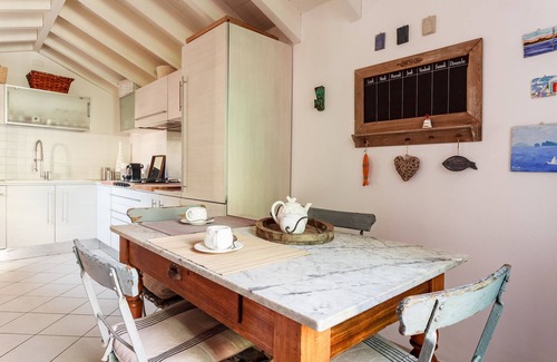 Historic Center Apartment | Wonderful attic with two terraces a few minutes walk from Piazza Maggiore