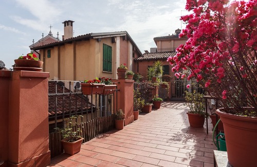 Historic Center Apartment | Wonderful attic with two terraces a few minutes walk from Piazza Maggiore