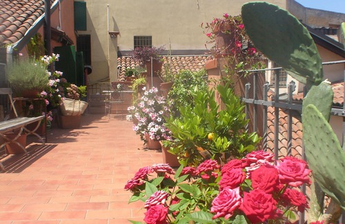 Historic Center Apartment | Wonderful attic with two terraces a few minutes walk from Piazza Maggiore