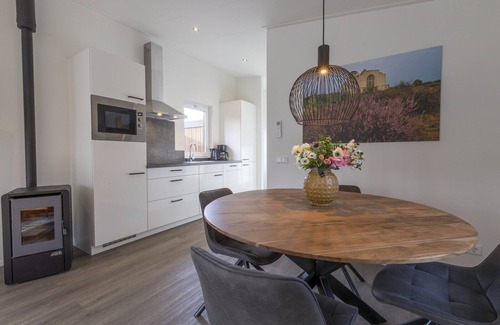 Wekerom House | Wonderful enjoyment with a pergola