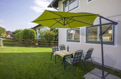 Kapfing Apartment | Wonderful holiday flat Alexandra for families or small groups