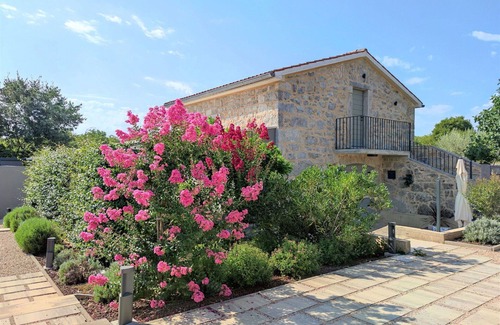 Nenadici House | Wonderful private villa for 6 guests with A/C, WIFI, private pool, TV and patio
