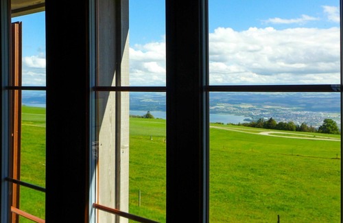 Bullet House | Wonderful private villa for 6 guests with WIFI, pets allowed and panoramic view