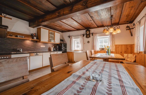 Abtenau Villa | Wonderful private villa for 12 guests with WIFI and TV