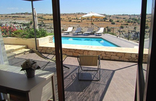 Cannizzara Villa | Wonderful private villa for 16 people with private pool, WIFI, hot tub, A/C, TV and patio