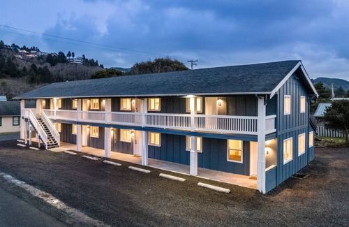 Manzanita Condo | Wonderful Rockaway Location, *Pet Friendly*, Newly Remodeled, Walk to Beach and Downtown, Unit 6