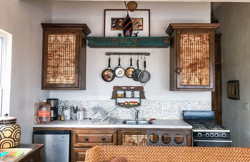 Juarez Municipality House | Wondrous views in an enchanting village by the sea