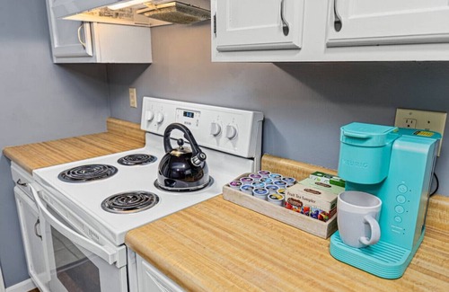 Sunnyland House | WOOD'INN 2 - Comfy 2BD close to DT Peoria