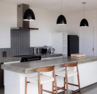 Woodbridge House | Woodbridge Hill Country Escape