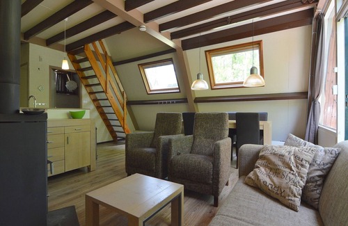 Stramproy House | Woodland Comfort with a Cozy Touches