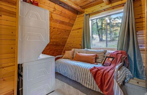 Woodland Park House | Woodland Park Scandi Cabin, Mtn Views & Hot Tub