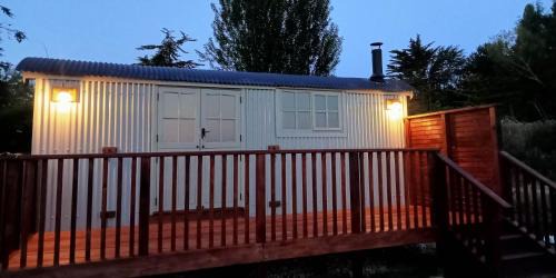Boston Other | Woodpecker Shepherds Hut
