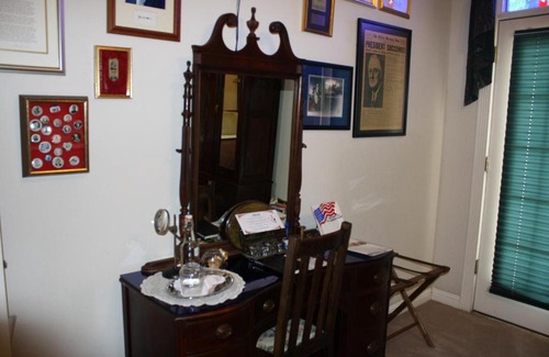 Tech Terrace Bed & Breakfast | Woodrow House Bed & Breakfast