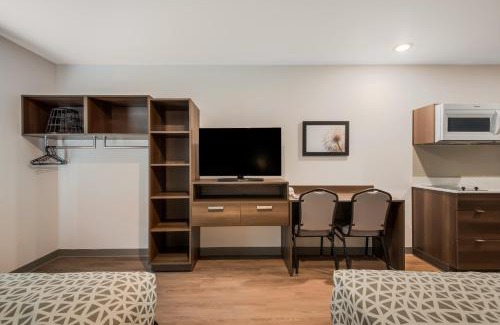 Bellflower Hotel | WoodSpring Suites Bellflower - Los Angeles