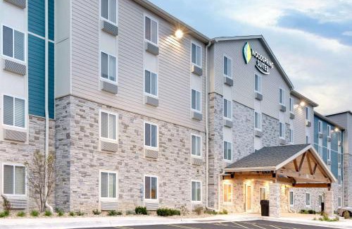 Carol Stream Hotel | WoodSpring Suites Carol Stream - Chicago