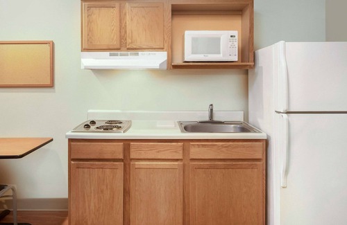 Easton Hotel | WoodSpring Suites Columbus NE I-270 Airport