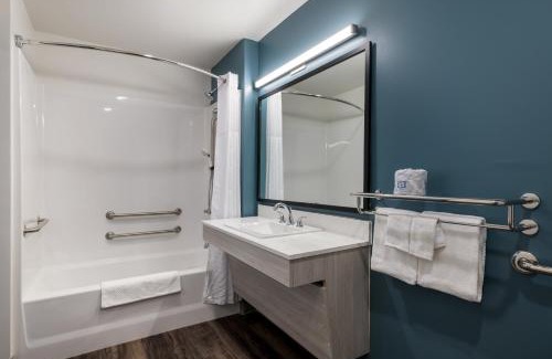 Greensboro Hotel | WoodSpring Suites Greensboro - High Point North