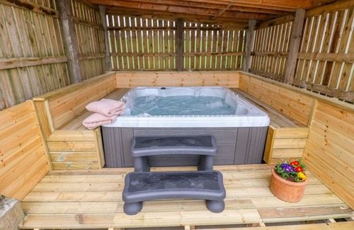 Tupton Cottage | Woodthorpe Cruck Cottage