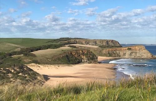 Cape Woolamai House | Woolamai Beach Haven, Easter special, reduced price, wine & chocs