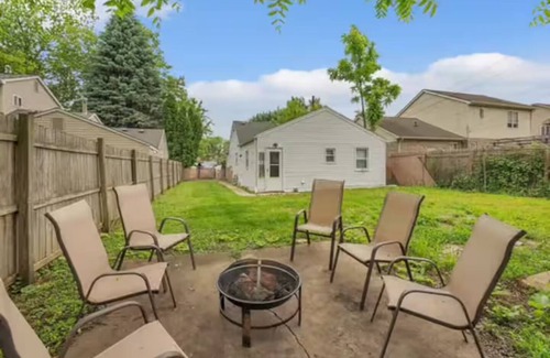 Canton House | Work or Relax l Quiet & Clean