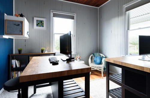 Penguin House | Work & Wander | Cottage w/Dedicated Office